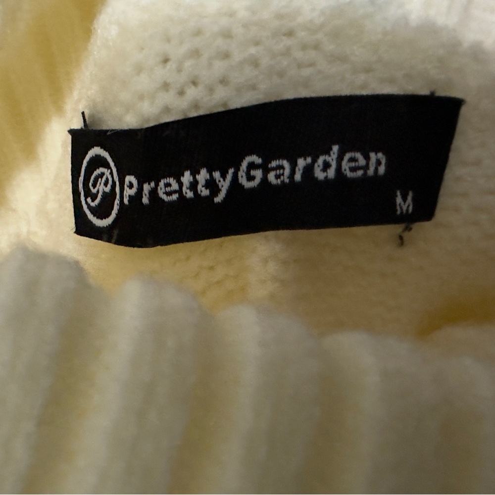 512 PRETTY GARDEN | NWOT Women’s Cream Off-Shoulder Foldover Neck Sweater (sz M) - Picture 11 of 16